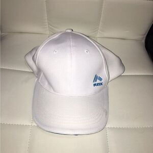 RBX men’s white baseball cap​​